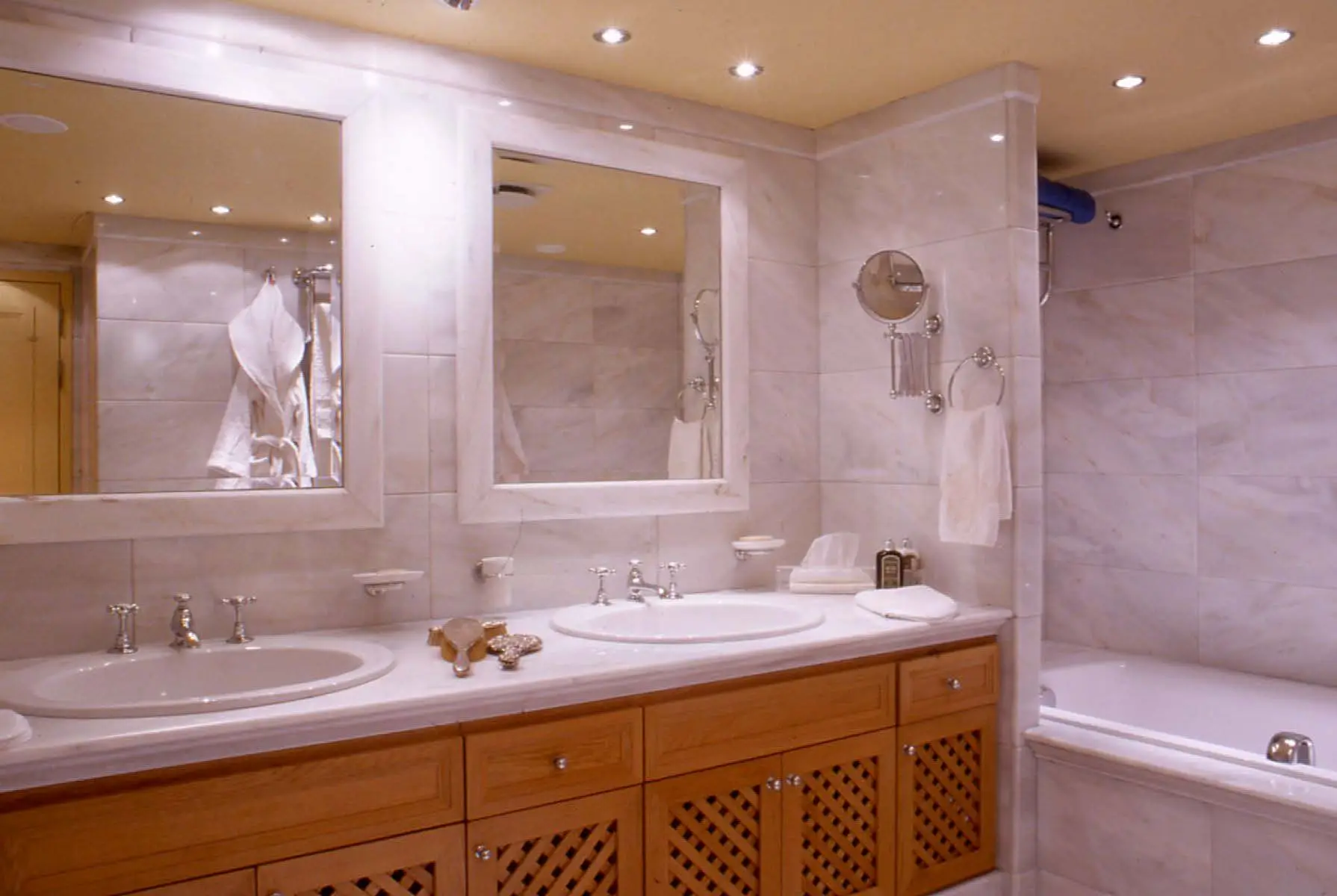 Bathroom finished in marble with twin basins